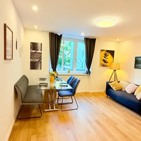 Vienna Laurenz Apartment